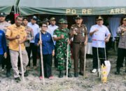 Dukung Ketahanan Pangan, Perwakilan DPRD Barsel Ikut Tanam Jagung Serentak