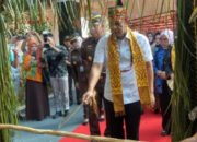 Upacara Adat Dayak Potong Pantan Warnai Penyambutan Kajati Kalteng