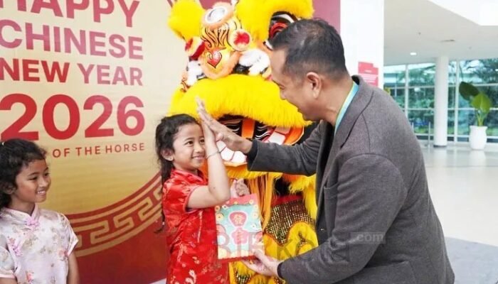 Meriahkan Imlek 2026, Bandara Internasional Syamsudin Noor Gelar Pertunjukan Barongsai