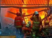 Kantor Kemendagri di Pasar Minggu Terbakar, Api Berasal dari Gudang