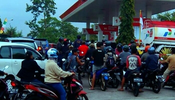 Pertamina: Antrean Panjang SPBU di Palangka Raya Bukan Akibat Kelangkaan