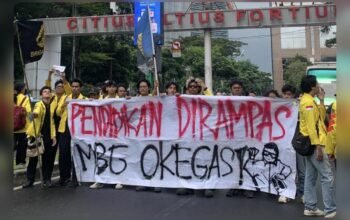 Aksi Demo Mahasiswa Geruduk Kemendikti Saintek, Desak MBG Dihentikan