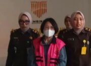 Mantan Direktur Pascasarjana UPR Resmi Ditahan, Kejari Buka Peluang Muncul Tersangka Baru