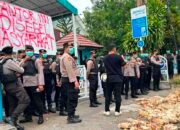 Demo Lanjutan Pemadaman Listrik di Palangka Raya, Massa Segel Kantor PLN