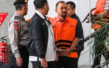 KPK Tahan Bupati Pemalang Anom Widiyantoro, Usai OTT dan Sita Uang Rp2 Miliar