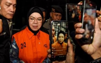 Terjaring OTT, Bupati Sukoharjo Enik Suryani Diduga Peras Perangkat Daerah