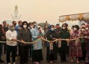 Semarakkan HUT Barsel Ke-67, Pemkab Bagikan 56 Ribu Kotak Makanan Gratis
